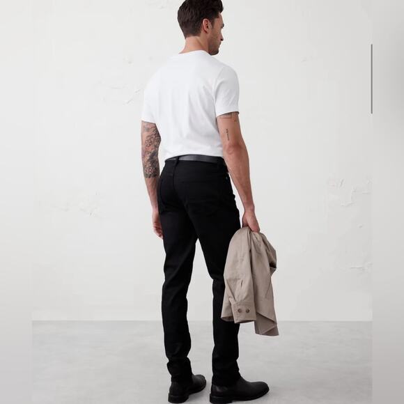 Banana Republic The Traveler Men's Black Slim Straight Jeans 34 X 32 - Picture 2 of 4